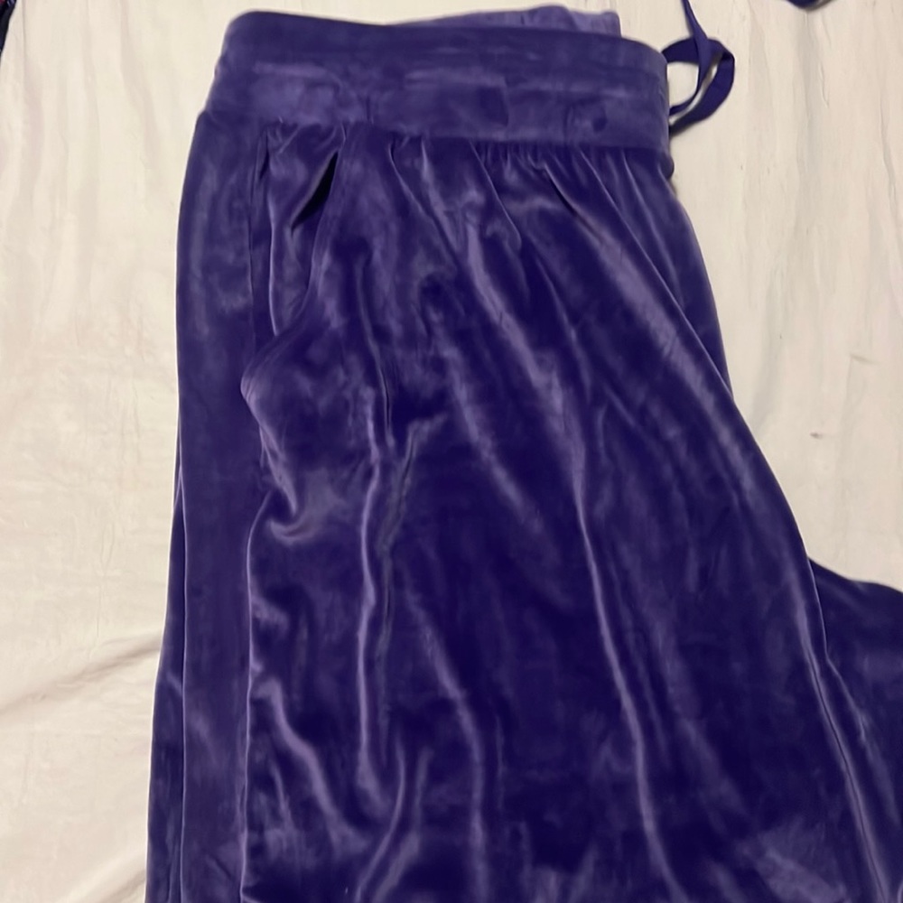 Velour sweats
